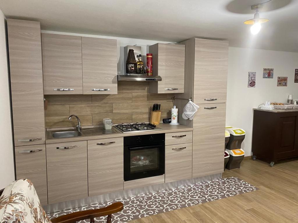 La Casa Del Borgo-Intero Appartamento Latina Buitenkant foto