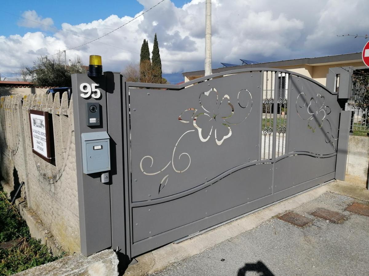 La Casa Del Borgo-Intero Appartamento Latina Buitenkant foto